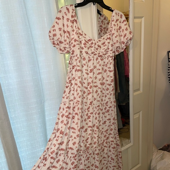 Midi length dress NEVER WORN - Picture 1 of 5